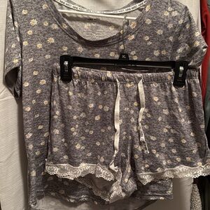 Nine West Gray Floral Pajama Set